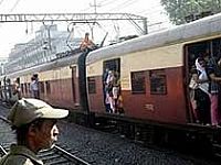 Ấn Độ: Tàu hỏa trật bánh, hơn 160 người chết và bị thương 